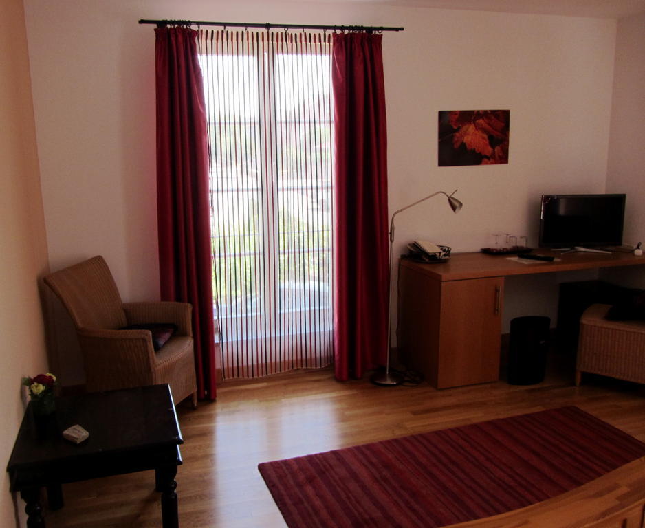 Hotel Weinblatt Sommerach Zimmer foto